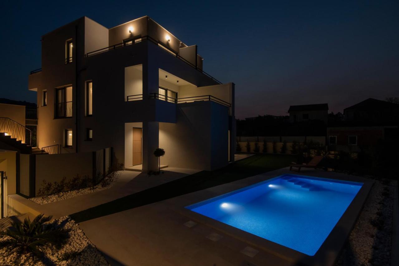 Villa Magna Luxury Apartments Муртер Экстерьер фото